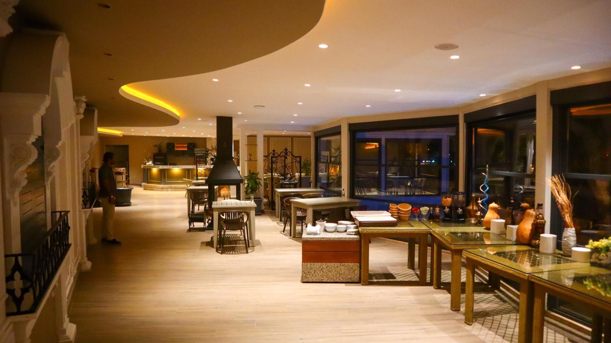 Ata Park Hotel เฟทิเย ภายนอก รูปภาพ